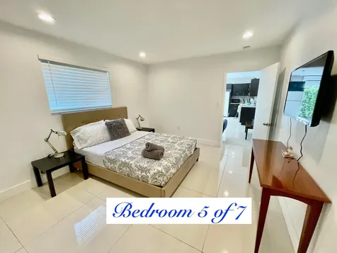 88 NE 154th Street North Miami Beach FL 33162