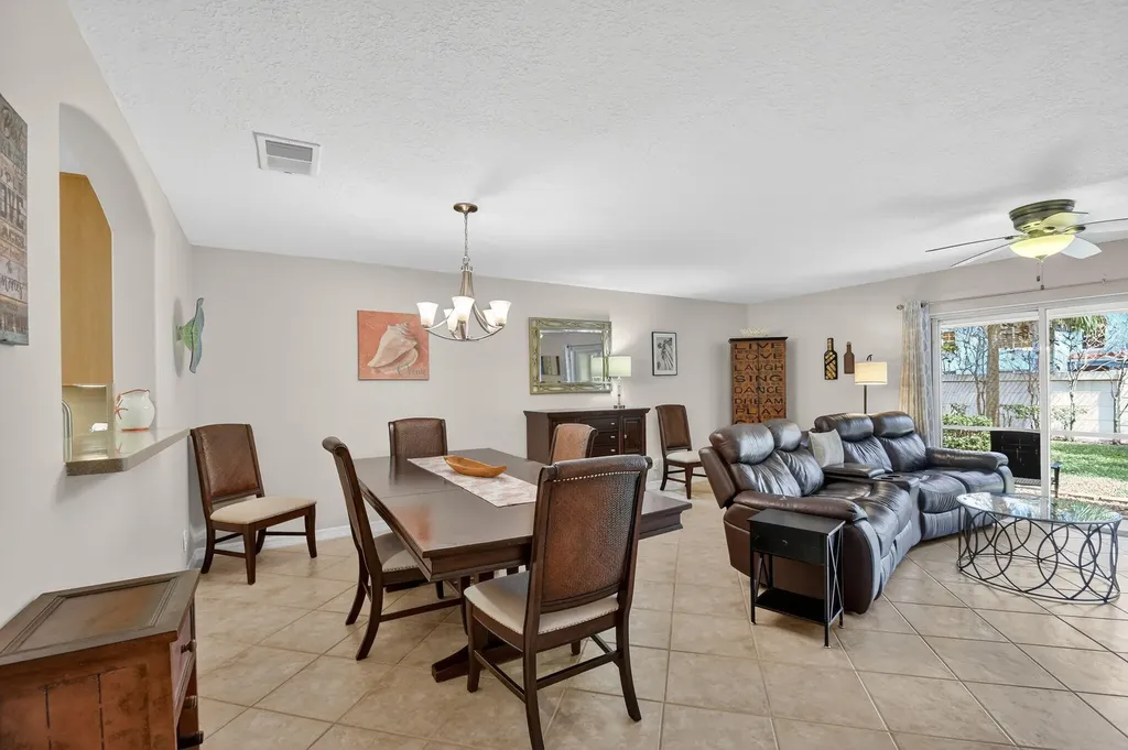 1009 Arezzo Circle Boynton Beach FL 33436