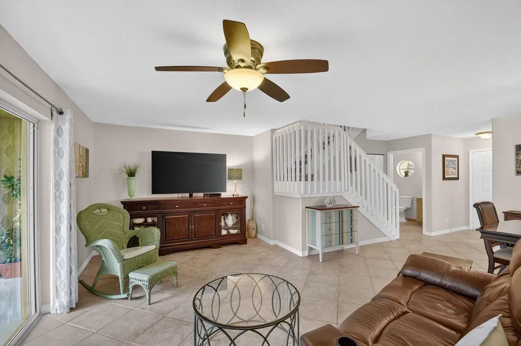 1009 Arezzo Circle Boynton Beach FL 33436
