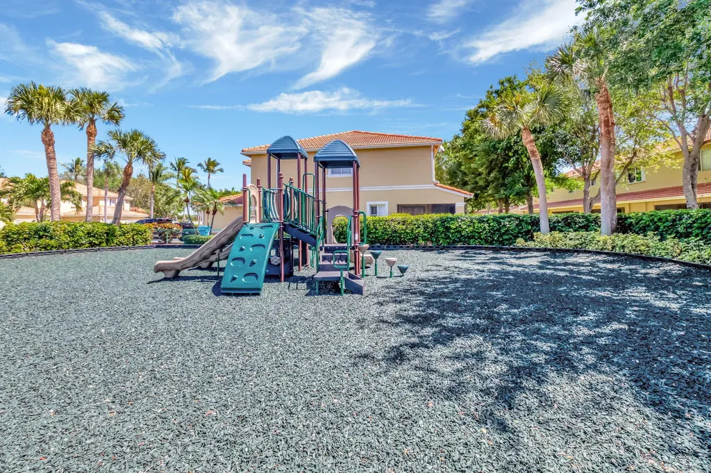 1009 Arezzo Circle Boynton Beach FL 33436