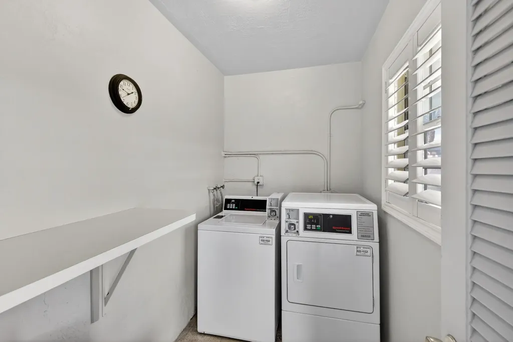 2110 NE 42nd Street Lighthouse Point FL 33064