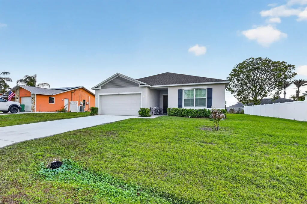 535 SW Butler Avenue Port St Lucie FL 34983