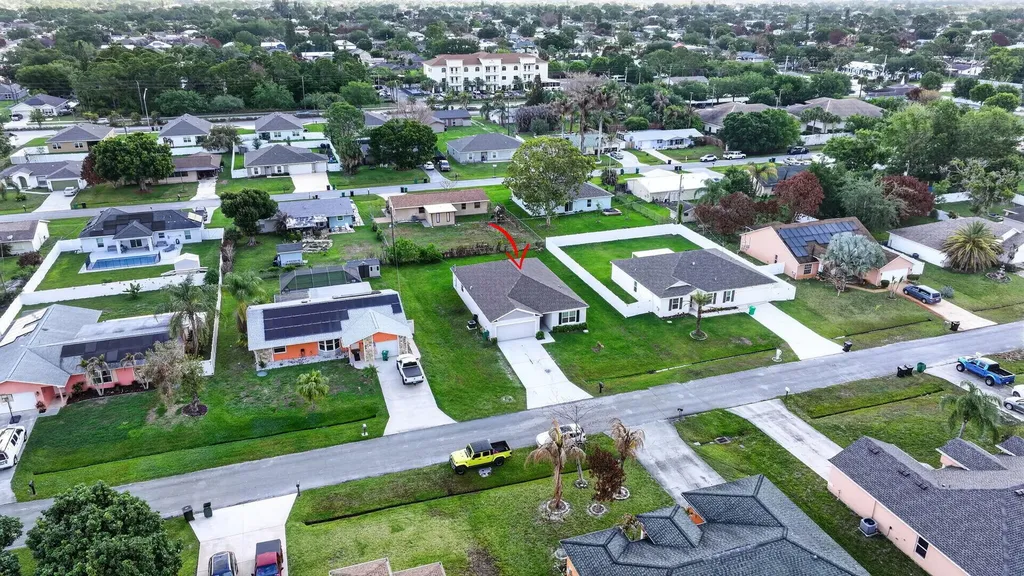 535 SW Butler Avenue Port St Lucie FL 34983