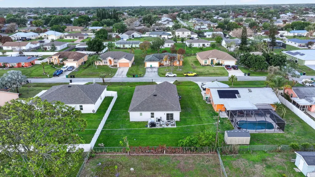 535 SW Butler Avenue Port St Lucie FL 34983