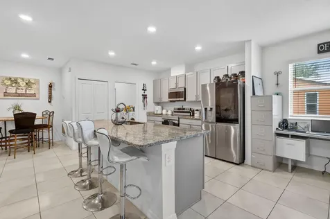 535 SW Butler Avenue Port St Lucie FL 34983