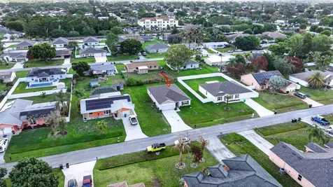 535 SW Butler Avenue Port St Lucie FL 34983