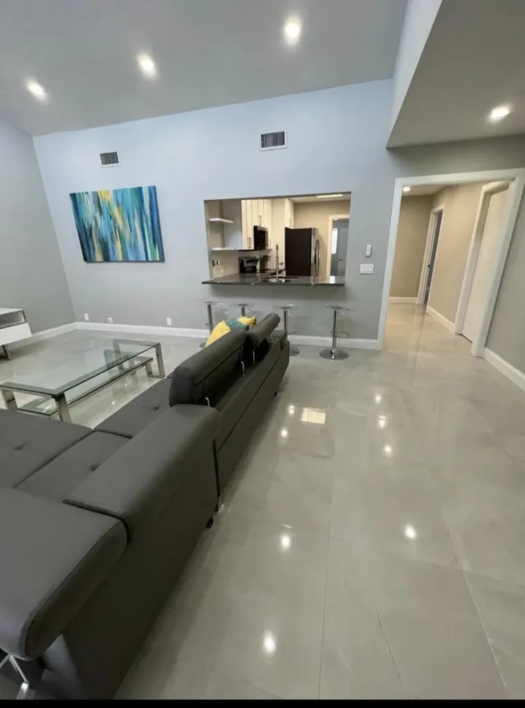 404 SE 6th Avenue Deerfield Beach FL 33441