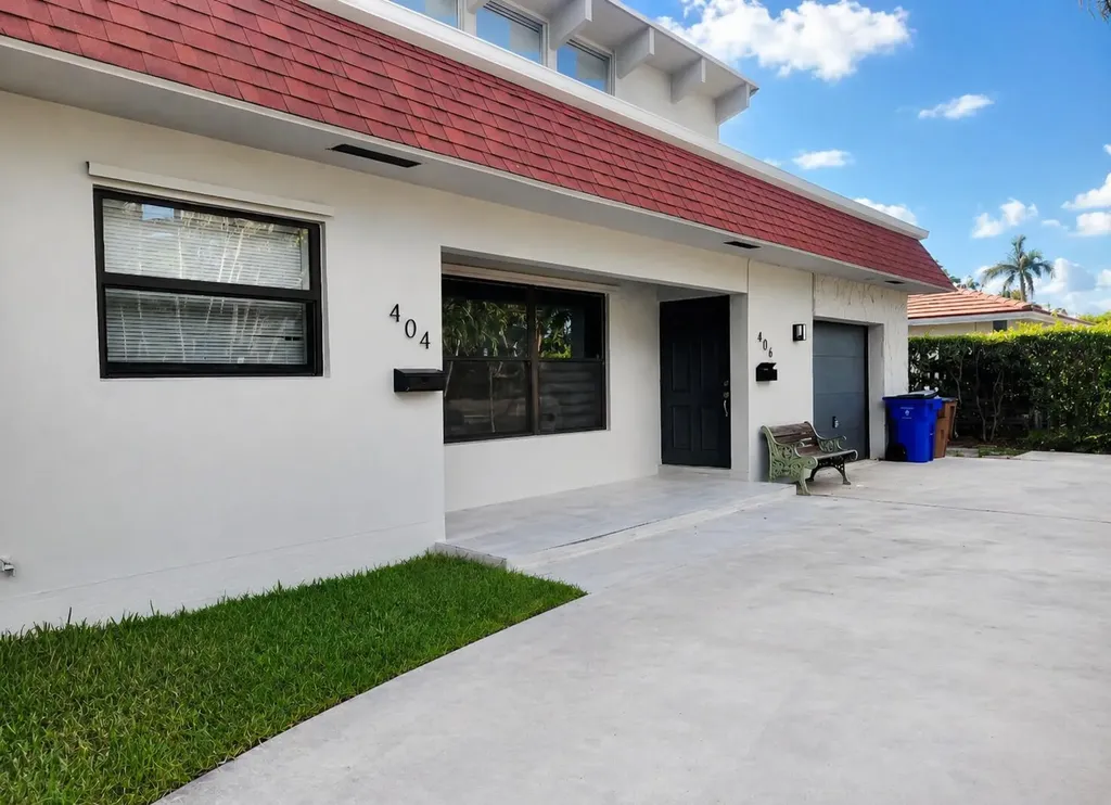 404 SE 6th Avenue Deerfield Beach FL 33441