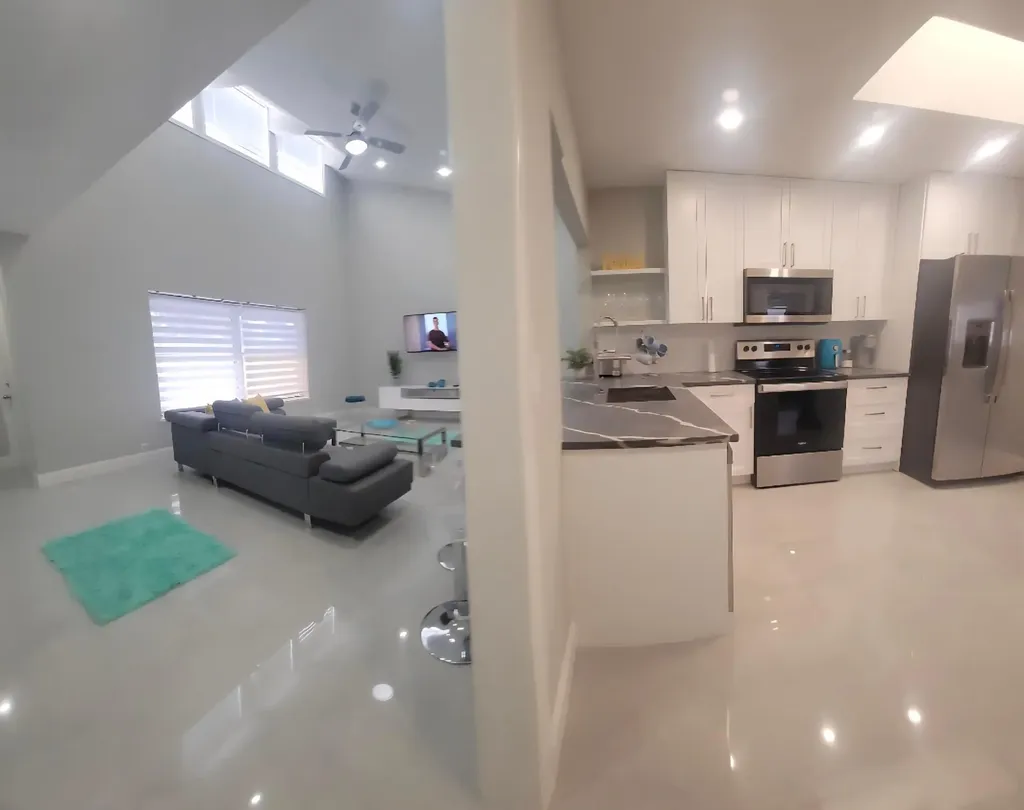 404 SE 6th Avenue Deerfield Beach FL 33441