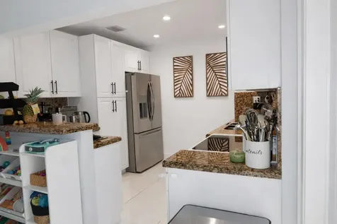 1820 SW 36th Avenue Fort Lauderdale FL 33312