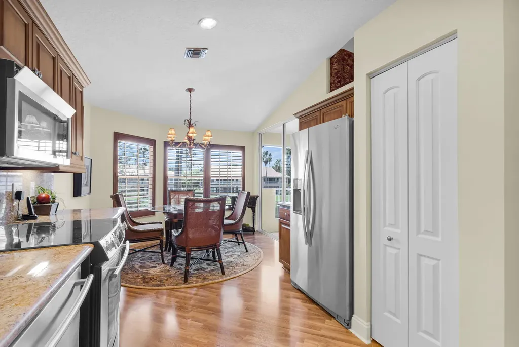 222 Legendary Circle Palm Beach Gardens FL 33418