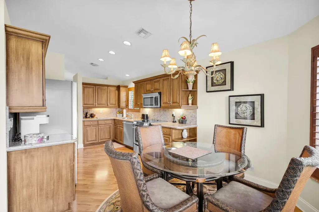 222 Legendary Circle Palm Beach Gardens FL 33418