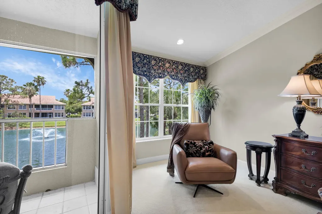 222 Legendary Circle Palm Beach Gardens FL 33418