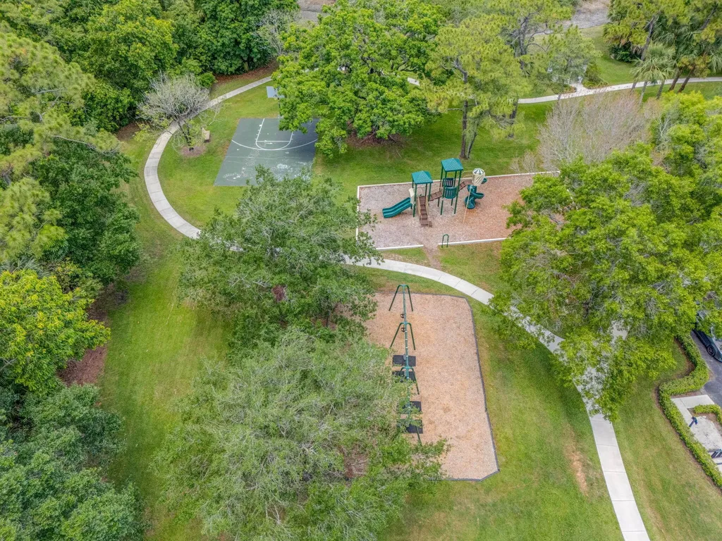 222 Legendary Circle Palm Beach Gardens FL 33418