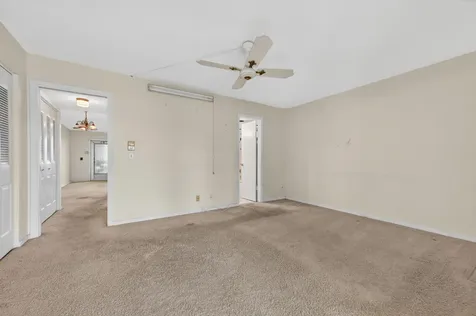2 Chatham A West Palm Beach FL 33417