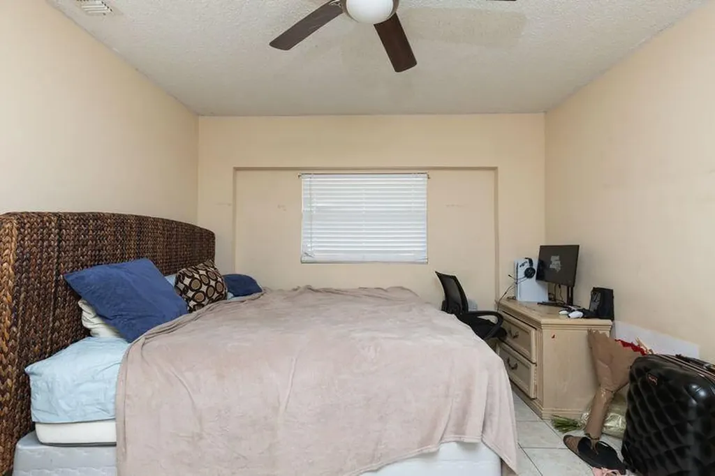 734 SE Arton Lane Port St Lucie FL 34983
