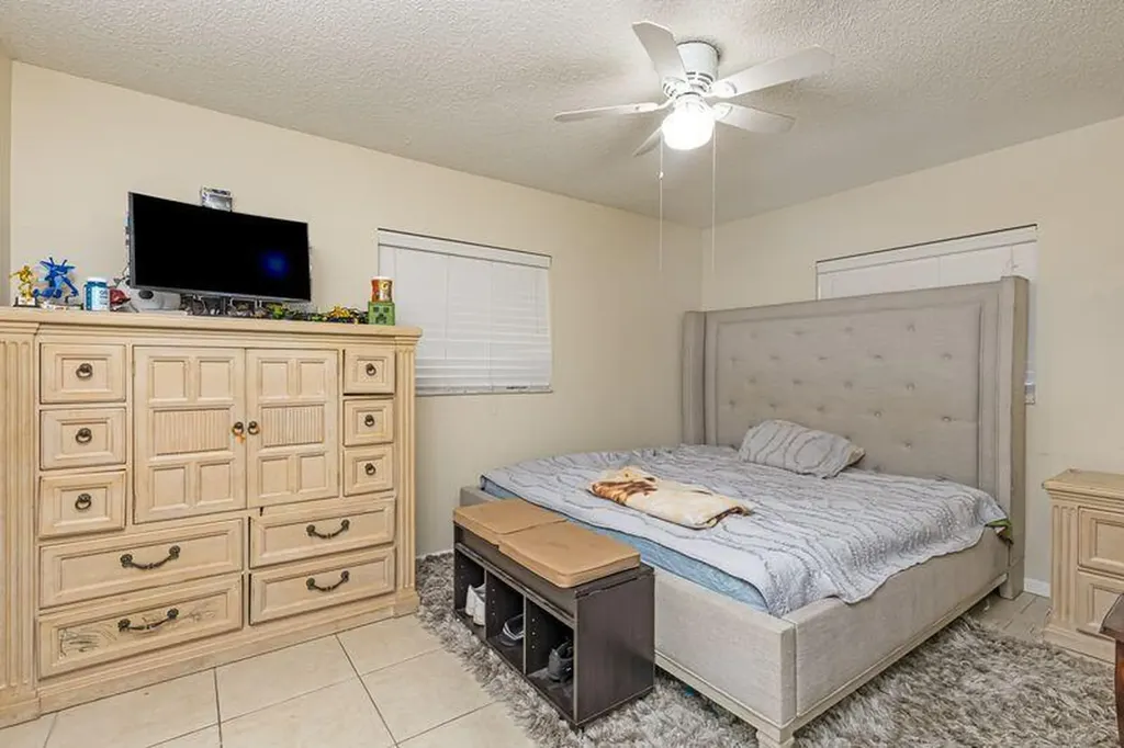 734 SE Arton Lane Port St Lucie FL 34983