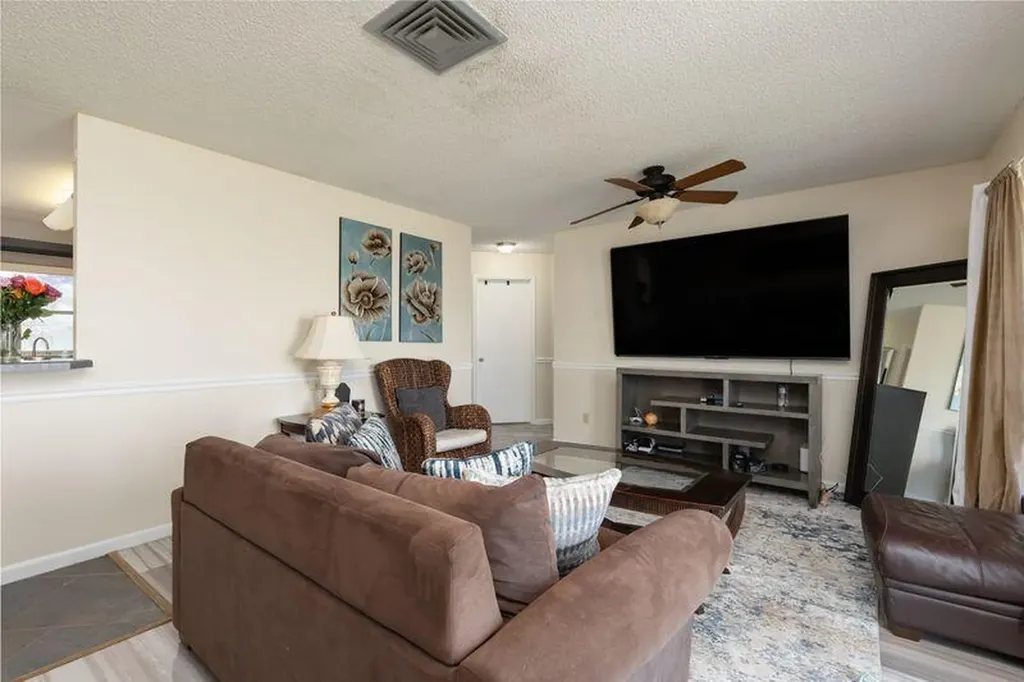 734 SE Arton Lane Port St Lucie FL 34983