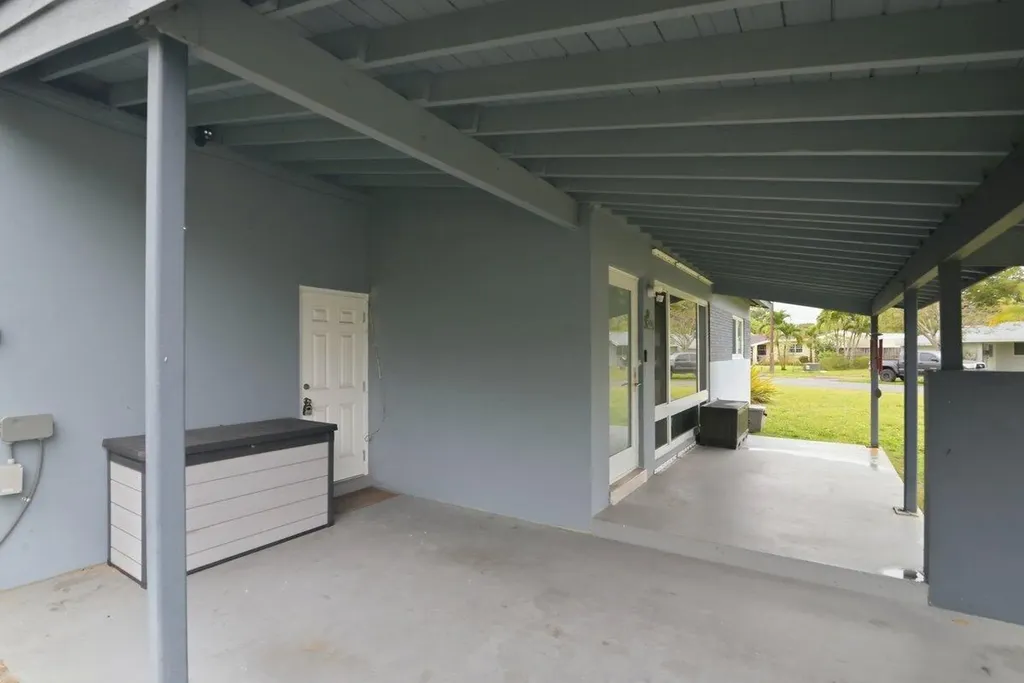 2421 SW 16th Street Fort Lauderdale FL 33312