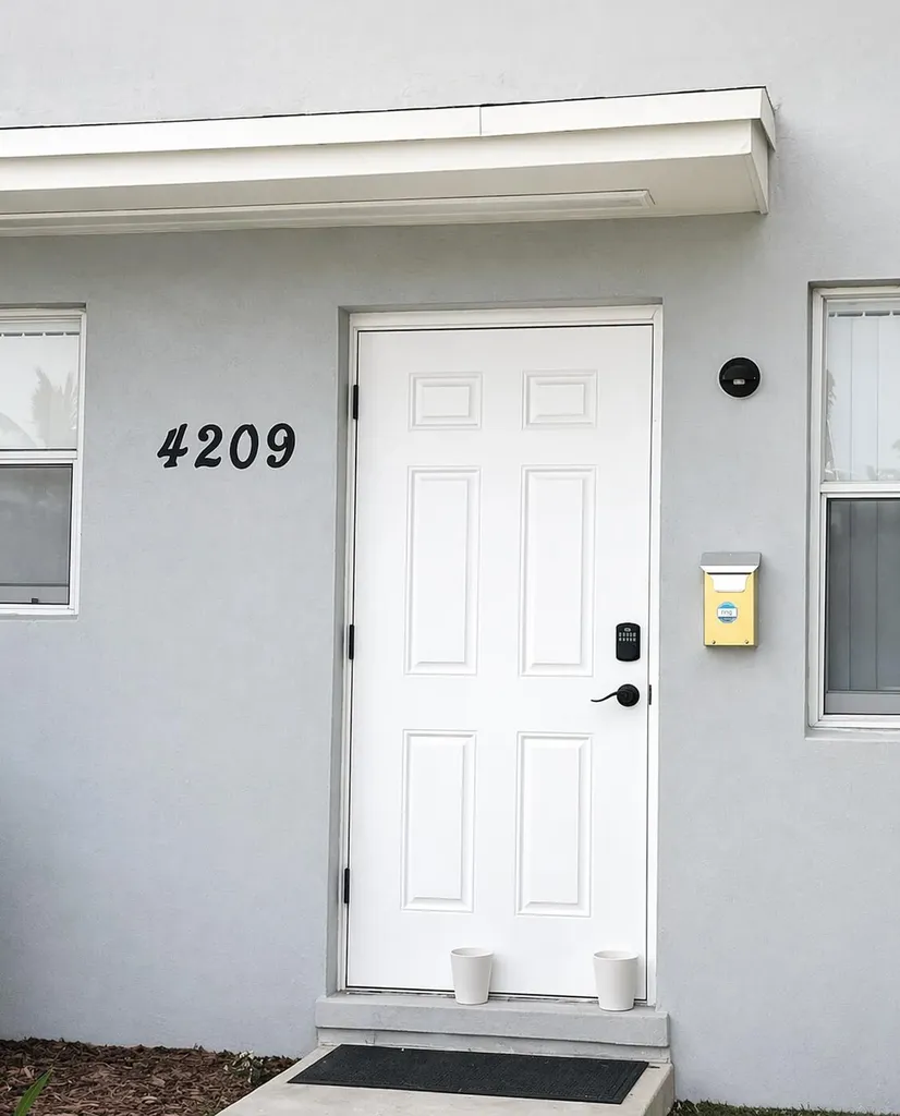 4209 S Olive Avenue West Palm Beach FL 33405