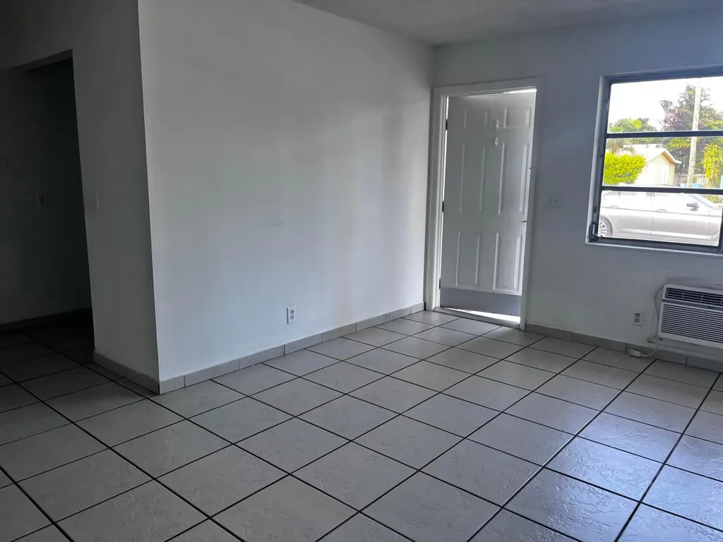 4209 S Olive Avenue West Palm Beach FL 33405
