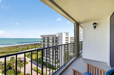 5061 N Highway A1a Hutchinson Island FL 34949