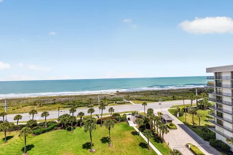 5061 N Highway A1a Hutchinson Island FL 34949