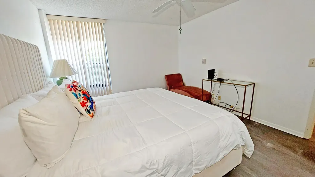 367 S Federal Highway Deerfield Beach FL 33441