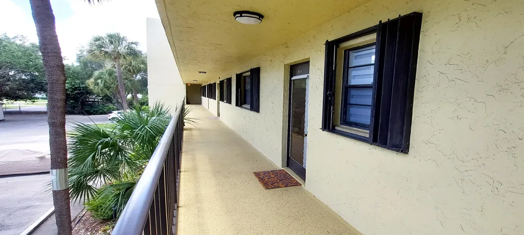 367 S Federal Highway Deerfield Beach FL 33441