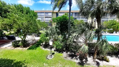 367 S Federal Highway Deerfield Beach FL 33441