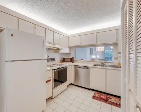 3146 Via Poinciana Lake Worth FL 33467