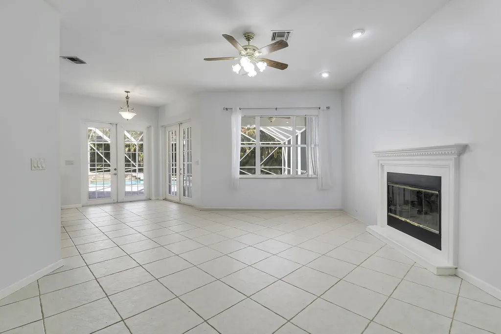 13747 55th Road N West Palm Beach FL 33411