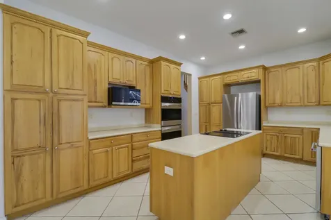 13747 55th Road N West Palm Beach FL 33411