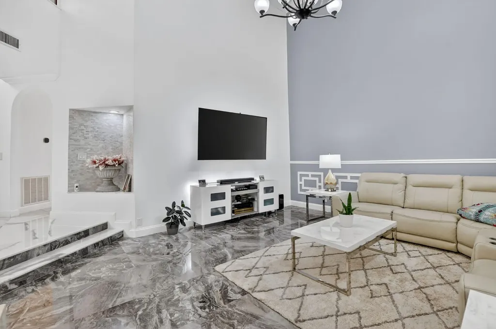 23260 Mirabella Circle N Boca Raton FL 33433