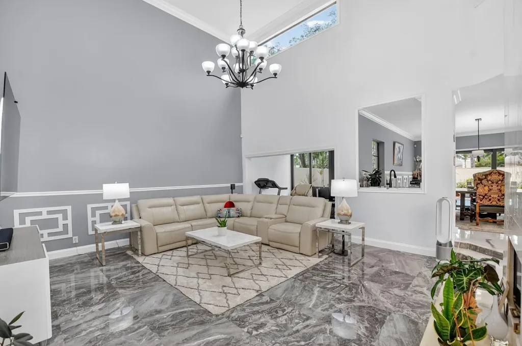 23260 Mirabella Circle N Boca Raton FL 33433