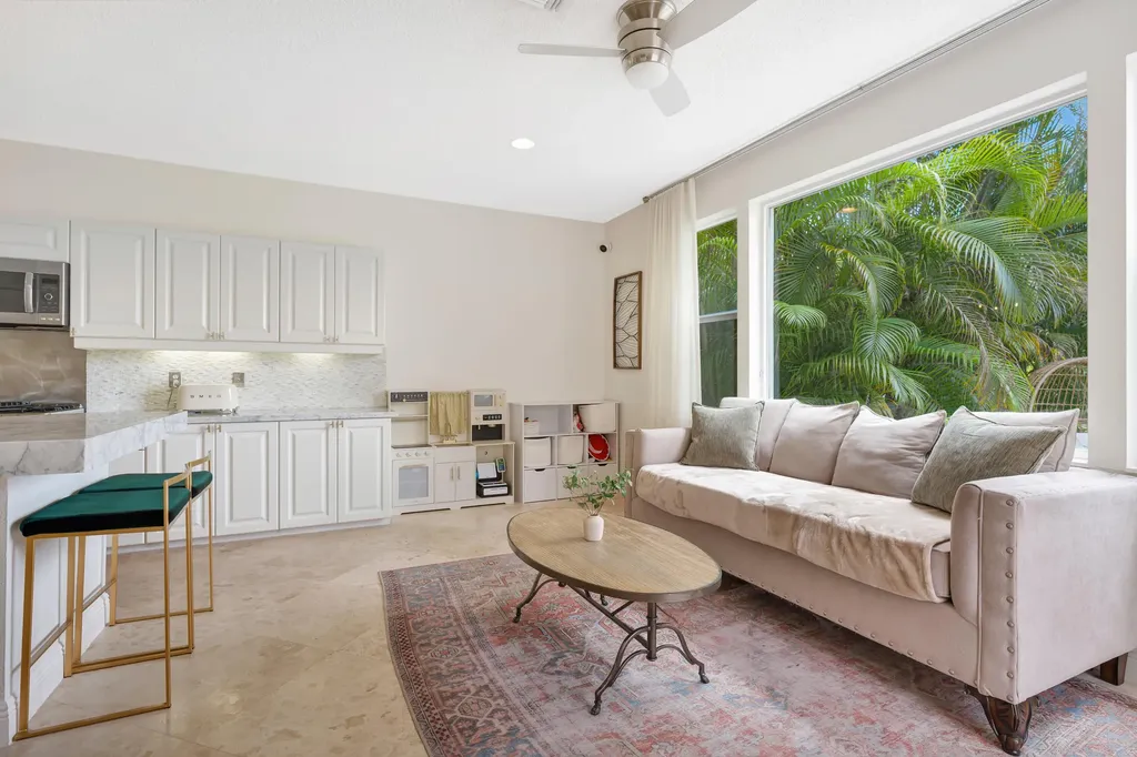4 Via Del Corso Palm Beach Gardens FL 33418