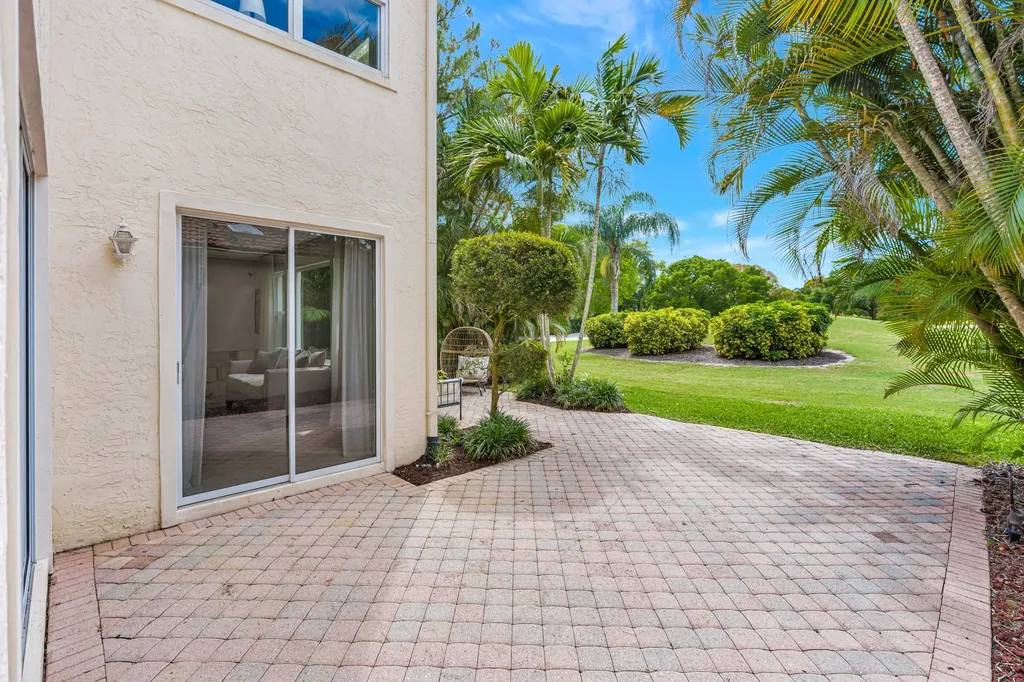 4 Via Del Corso Palm Beach Gardens FL 33418