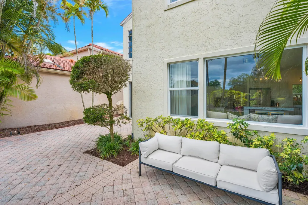 4 Via Del Corso Palm Beach Gardens FL 33418