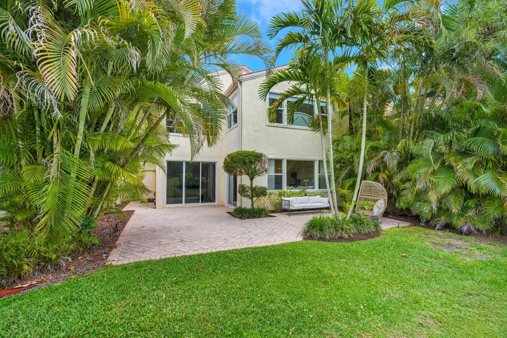 4 Via Del Corso Palm Beach Gardens FL 33418