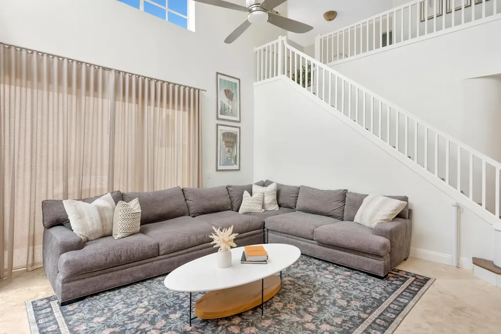 4 Via Del Corso Palm Beach Gardens FL 33418