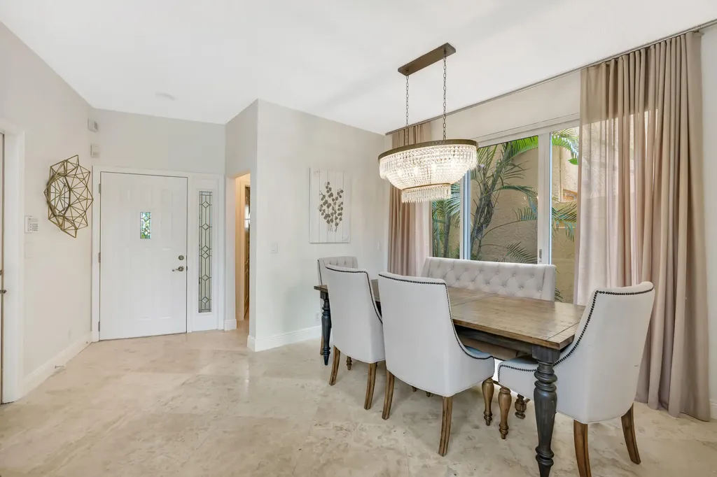 4 Via Del Corso Palm Beach Gardens FL 33418