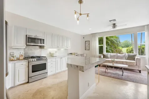 4 Via Del Corso Palm Beach Gardens FL 33418