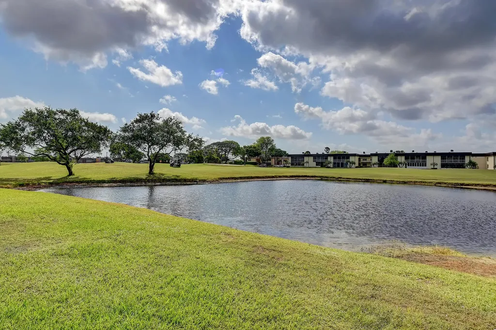 974 Normandy U Trail Delray Beach FL 33484