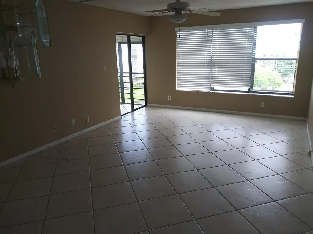 2309 S Cypress Bend Drive S Pompano Beach FL 33069