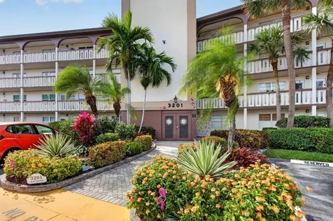 3201 Portofino Point Coconut Creek FL 33066