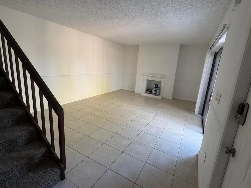 238 Woodland Road Palm Springs FL 33461