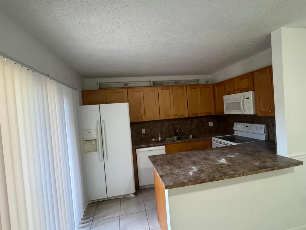 238 Woodland Road Palm Springs FL 33461