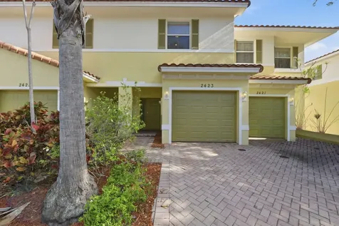 2423 NW 31st Court Oakland Park FL 33309