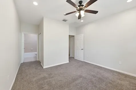 2423 NW 31st Court Oakland Park FL 33309