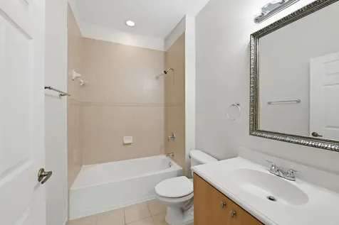 2423 NW 31st Court Oakland Park FL 33309